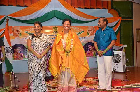 Mrs.Jayanthasri Balakrishnan with Indian Consul General in Jaffna, A.Natarajan