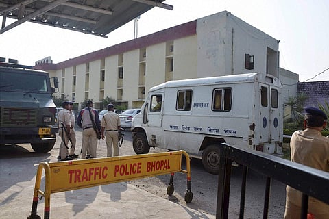 Bhopal Police personnel guarding outside Bhopal Central Jail. (PTI)