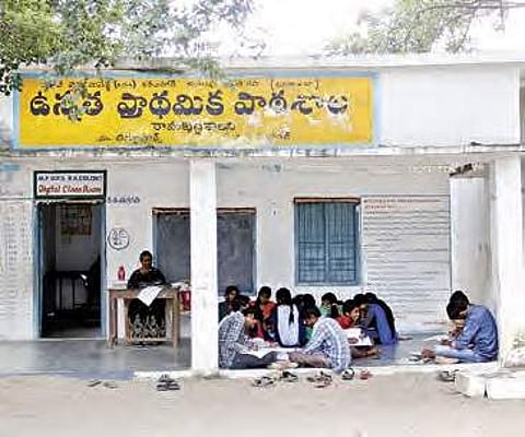 Children at the school in Karimnagar | SATHYA KEERTHI