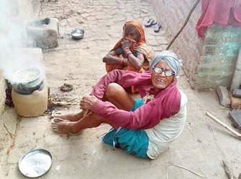 Gopal Paswan with his wife