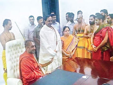 It seemed like Telangana had a new Chief Minister for a few moments as K Chandrasekhar Rao’s spiritual guru Chinna Jeeyar Swamy was made to sit in the Chief Minister’s chair after the new bungalow was