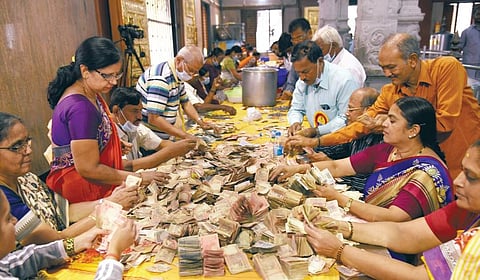 Temple authorities have been asked to deposit the old notes in banks as soon as possible. A scene from Banashankari Temple | nagaraja gadekal