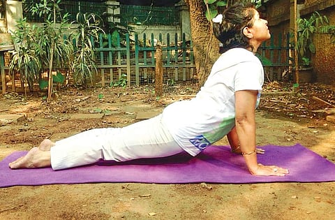 Anshu Vyas demonstrating the Urdhva Mukha Svanasan