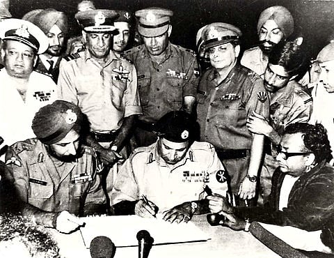 India-Pakistan War of 1971 saw the surrender of 92,000 Pakistani troops in East Pakistan. (File|AP)