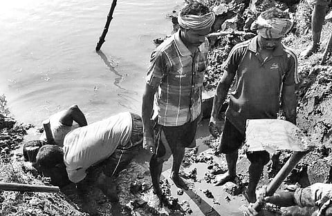 Forest officials dismantling illegal prawn farm near Bhitarkanika | Express