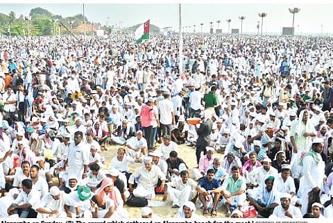Lakhs Throng Alappuzha for Samastha Valedictory