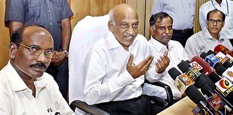 A.s. Kiran kumar,Indian space scientist and the chairman of the Indian Space Research Organisation , addressing the media at mahendragiri in Tirunelveli district on Friday.photo.p.justine