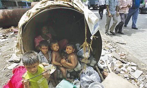 Despite Spending Rs 213,000 Crore; 15 Percent of Indian Population Still Sleeps Hungry