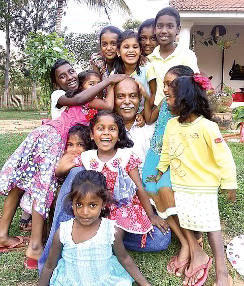 Air Deccan's Colonel now Finds Joy in 'Little' Worries