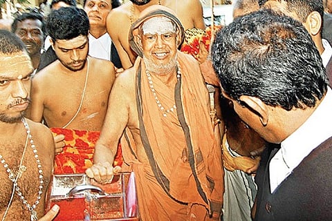 Kanchi Seer Cleared of Auditor Assault, Hostile Approver, Death of Accused Influenced Verdict