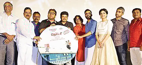 Fans thrilled at Thodari 's audio launch