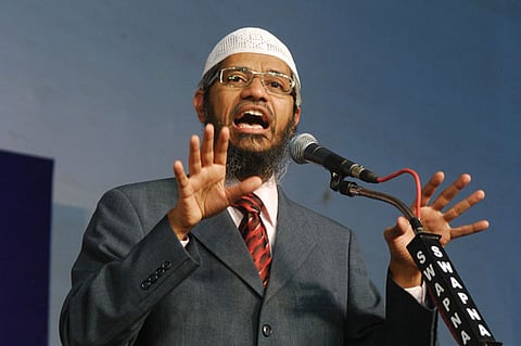 Islamic speaker Zakir Naik delivering a speech in Kochi in 2008 (File photo | EPS)