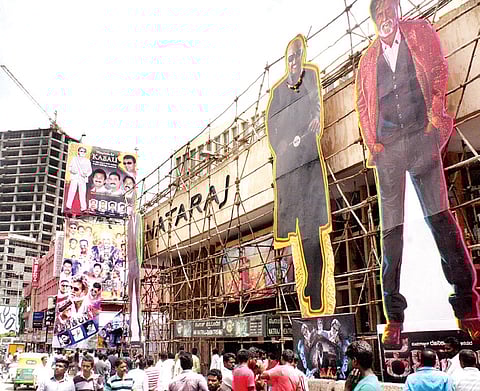 Bags, pots and prayers for Kabali