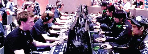 Gamers make more money than soccer stars