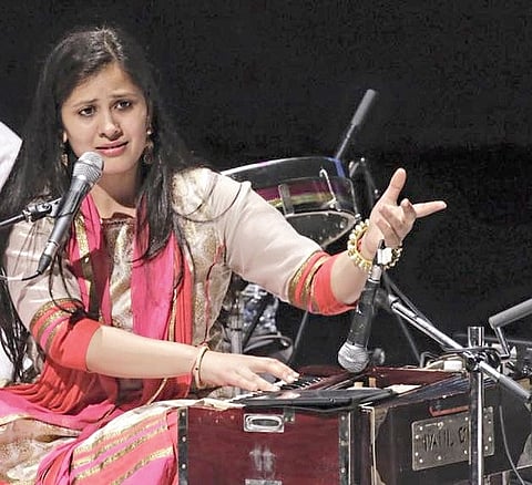 Evening to fill you up with music of love