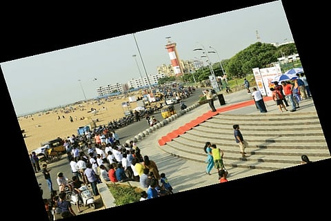 Positive vibes through doodles for Madras Week celebrations