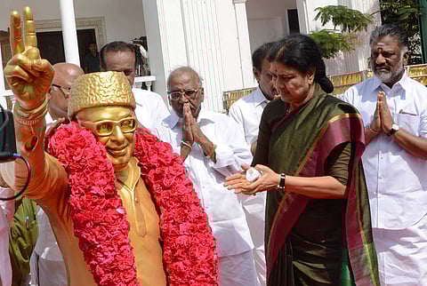 AIADMK general secretary V K Sasikala arrives at the party headquarters in Chennai to assume office on Saturday| P Jawahar