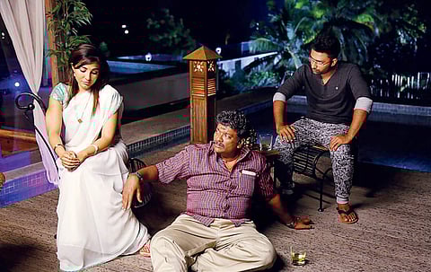 Koditta Idangalai Nirappuga Review: The story draws a lot of blanks