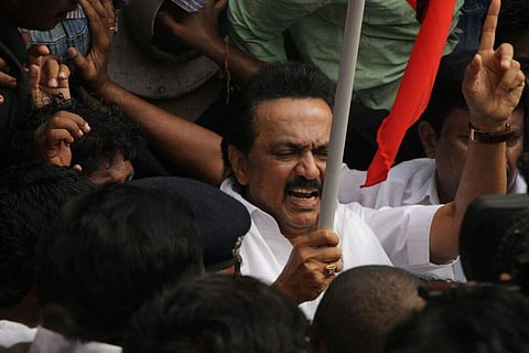 Mk Stalin at Rail Roko in support of jallikattu at tnagar railway station (Ashwin Prasath | EPS)
