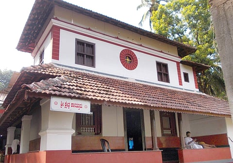 Nalvar Daivasthanam in Kanathoor near Kasaragod has become popular as ‘Nyaya Degula’ or temple of justice | rajesh shetty b