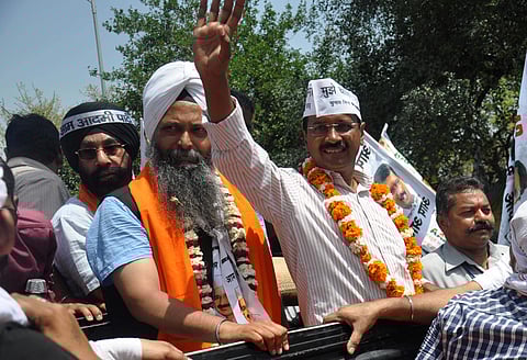 Jarnail Singh (L) | EPS