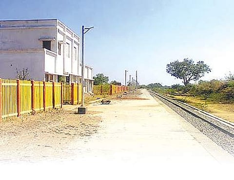 Rail plan hit by fund crunch