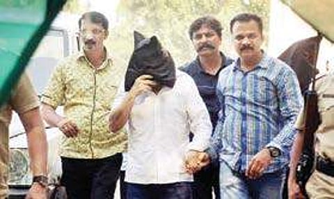 Dawood Ibrahim’s younger brother Iqbal Kaskar, along with two other accused in an extortion case, being produced in a court in Thane. (File | PTI)