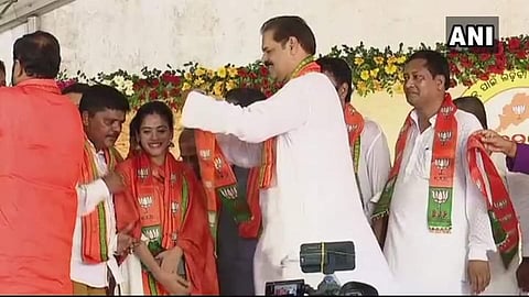 Daughter Upasana and brother Lalitendu of late Congress leader Lalatendu Bidyadhar Mohapatra today formally joined the BJP. | ANI