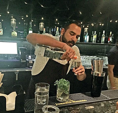 ‘Lazy’ mixologist says best is rum with water