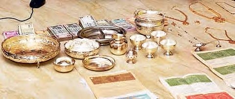 Official issued 104 fake NOCs for temple lands of Vijayawada