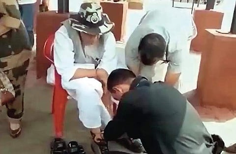 VVIPs often make their security staff clean their shoes or tie shoelaces