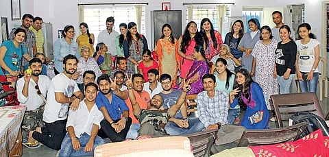 Corporate workers make up Choti Si Pahal