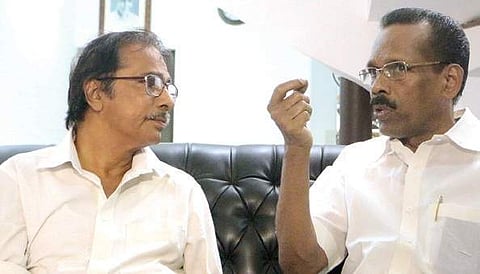I V Sasi’s brother I V Sasankan (left) with Minister T P Ramakrishnan at his residence in Kozhikode on Tuesday | T P Sooraj