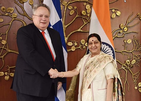 External Affairs Minister Sushma Swaraj and her Greek counterpart Nikos Kotzias (Photo | Twitter/Raveesh Kumar)