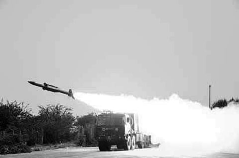 Surface-to-Air Missile Akash being test fired from ITR off Odisha coast | Express