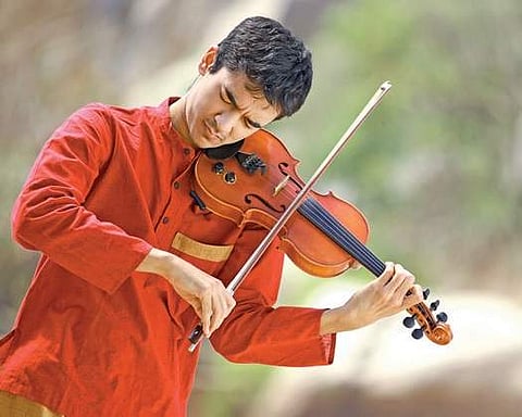 String and beat masters live today at Chowdiah