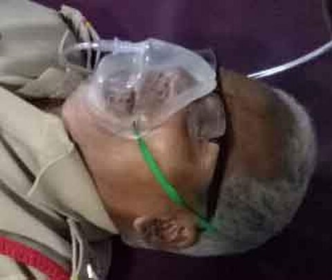A fireman affected by gas leak undergoing treatment at SCB Medical in Cuttack on Wednesday | Express