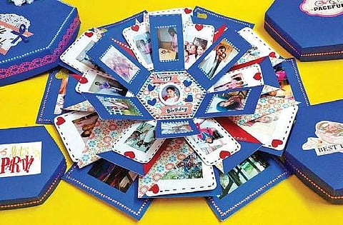 An explosion gift box