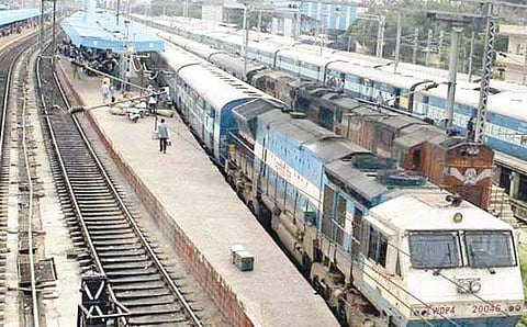 Goel wants to put Vizag Railway zone on track