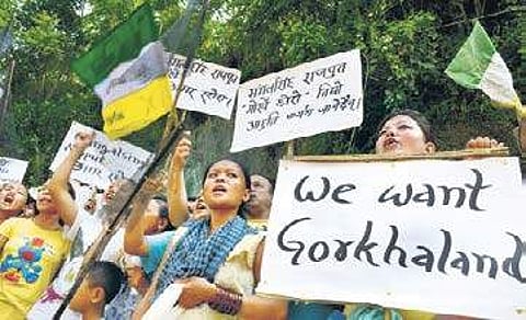 Setting aside their differences with GJM, prominent hill outfits like the GNLF and the JAP supported the cause of Gorkhaland.