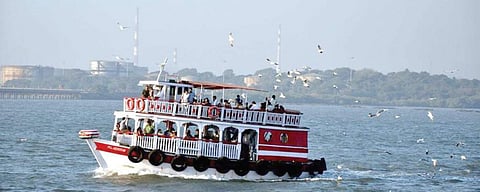 India, Sri Lanka cruise to mend ties