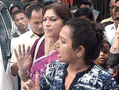 File picture of West Bengal BJP Mahila Morcha President Roopa Ganguly and general secretary Juhee Chowdhury.| EPS