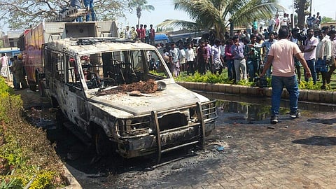 A police jeep was torched by an angry mob, at Laxmeshwar town, in Gadag district, on Sunday.