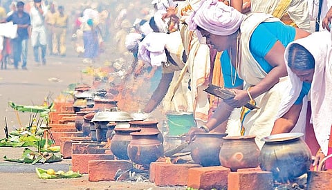 Devotees offering pongala at Thampanoor on Saturday during the annual festival at the Attukal Bhagavathy temple.