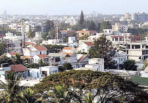 Take a virtual tour of the house before buying