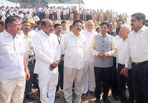 Union Minister of State for Shipping and Chemical and Fertilizers Mansukh Laxman Mandaviya inspects DCI dredging sites in Vizag on Saturday | Express