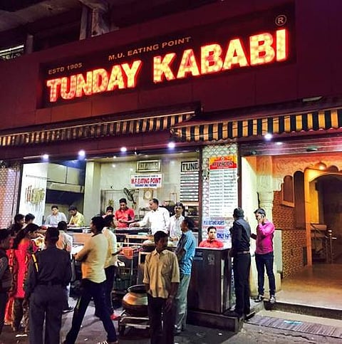 Iconic Tunday Kababi slaughters its 120-yr-old tradition, makes chicken kababs
