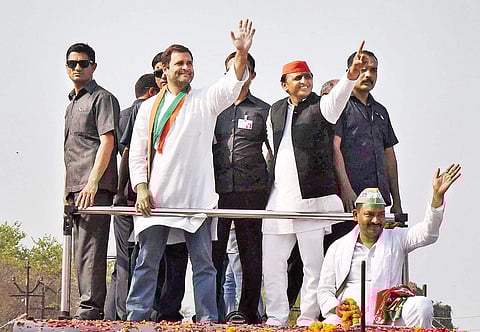 UP Chief Minister Akhilesh Yadav (R) and Congress Vice-President Rahul Gandhi in Varanasi on Saturday | PTI