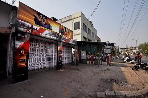 A closed liquor shop near a highway in Nagpur, Maharashtra, on Sunday | File photo by PTI