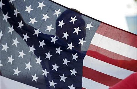 US threatens military response to Syria 'chemical' attack